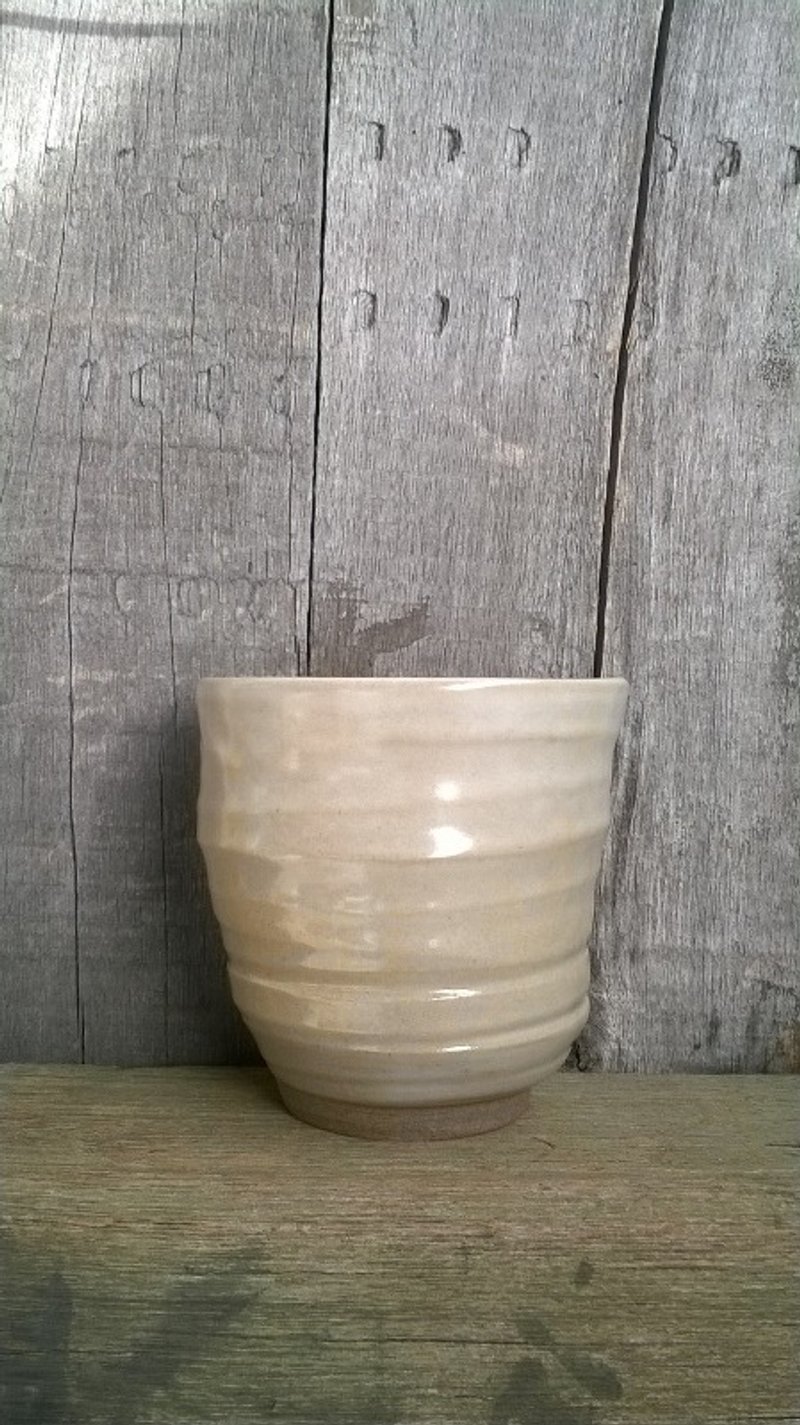 淺白淡雅-不規則旋水杯 - 茶壺/茶杯/茶具 - 其他材質 白色