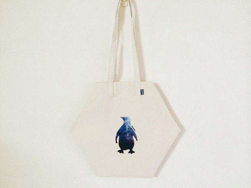 MaryWil六角形小文青環保袋-企鵝 - 側背包/斜背包 - 其他材質 白色