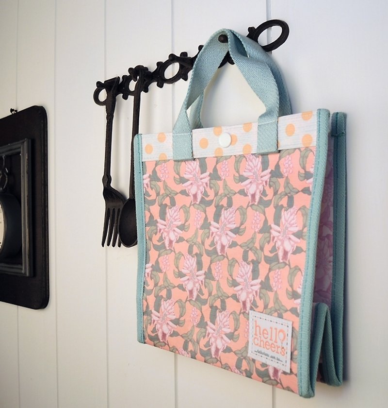 TAIWAN DNA Small size bag - Alpinia shimadai - Handbags & Totes - Plastic Pink