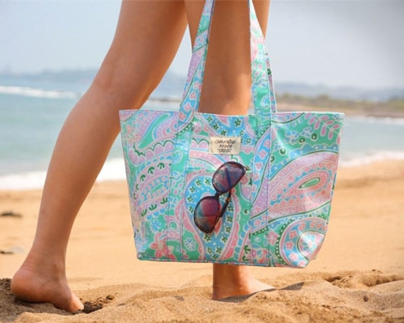 Summer Beach Fun Fun] [Alice side shoulder bag (A4) - Green Lake - Messenger Bags & Sling Bags - Waterproof Material Multicolor