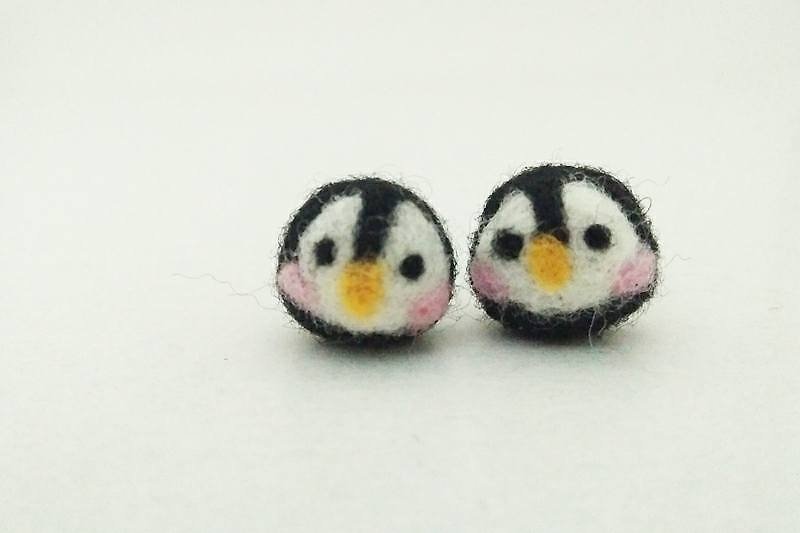 Miniyue wool felt mini ear penguin made in Taiwan - ต่างหู - ขนแกะ สีดำ