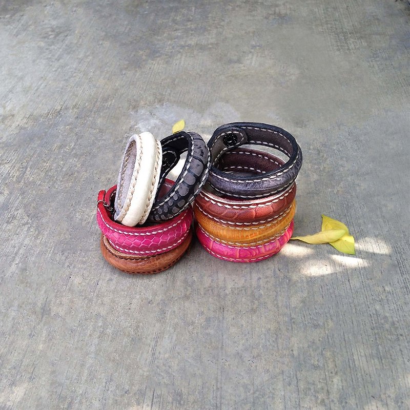 DUAL - hand-stitched custom leather bracelet / chain - Bracelets - Genuine Leather Multicolor