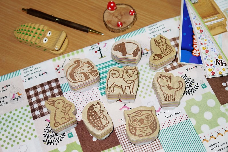 Hand carved rubber stamp - animal companionship chapter (unit: 1) - Stamps & Stamp Pads - Rubber Multicolor