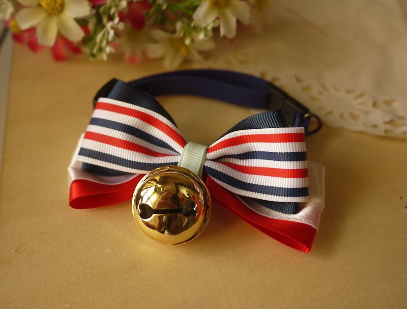 Christmas limited collar safety pet collar x British style. Golden bell cat dog/neck strap/collar - ปลอกคอ - ผ้าฝ้าย/ผ้าลินิน สีน้ำเงิน