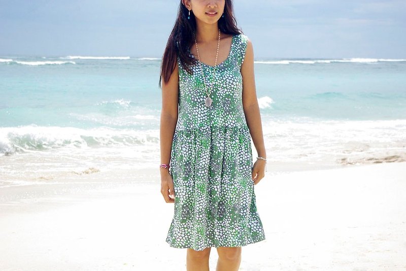 海の泡をイメージして作ったバブルプリントノースリーブドレス＜グリーン＞ - 洋裝/連身裙 - 其他材質 綠色