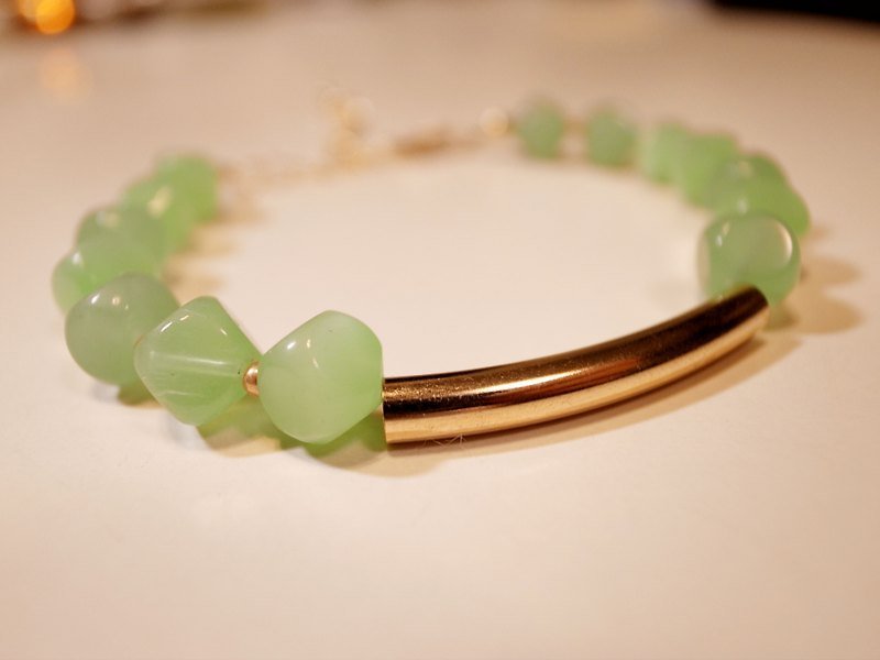 Mint cubic Bronze tube bracelet smiling - สร้อยข้อมือ - วัสดุอื่นๆ สีเขียว