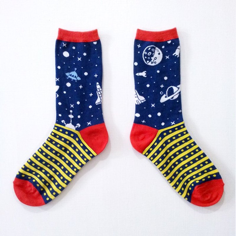 Fly to the universe, the vast expanse, looking for aliens / Naughty House Party / dreams Giants series socks - Socks - Other Materials Multicolor