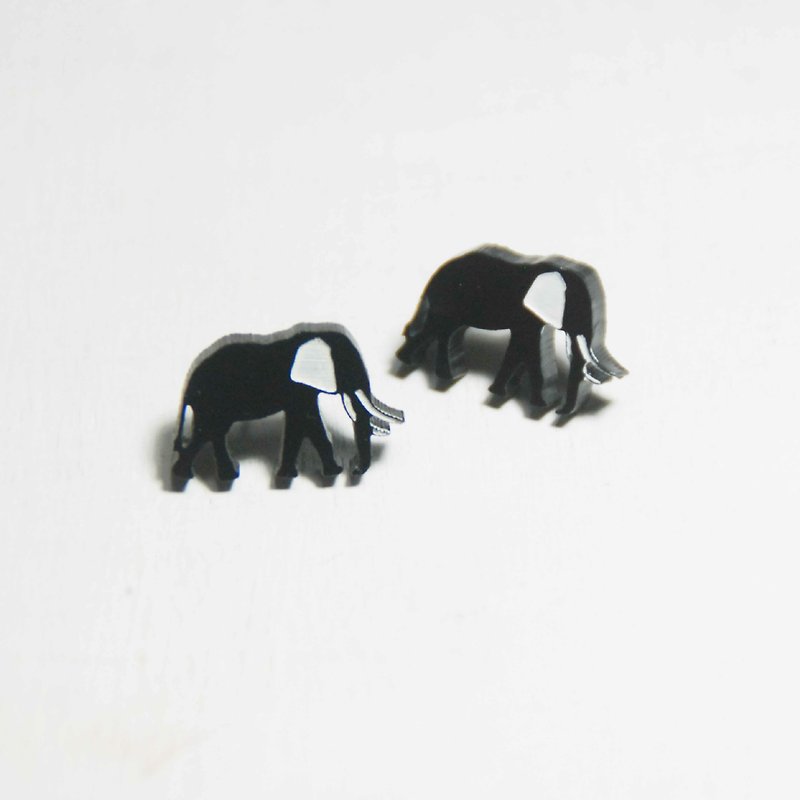 Elephant/silhouette/anti-allergic steel needle/changeable clip type/ Acrylic material - ต่างหู - อะคริลิค สีดำ