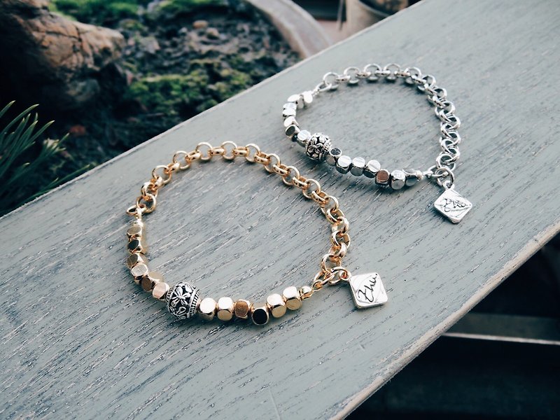 Zhu. Mash copper chain (sister models / gift / Christmas gift / metal bracelet) - สร้อยข้อมือ - โลหะ 