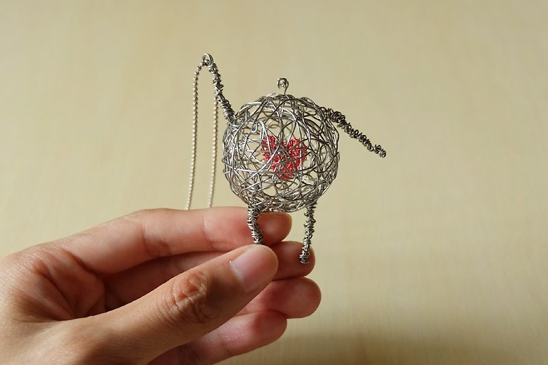 Wire necklace / Red overweight / Little people Series - Necklaces - Other Metals 