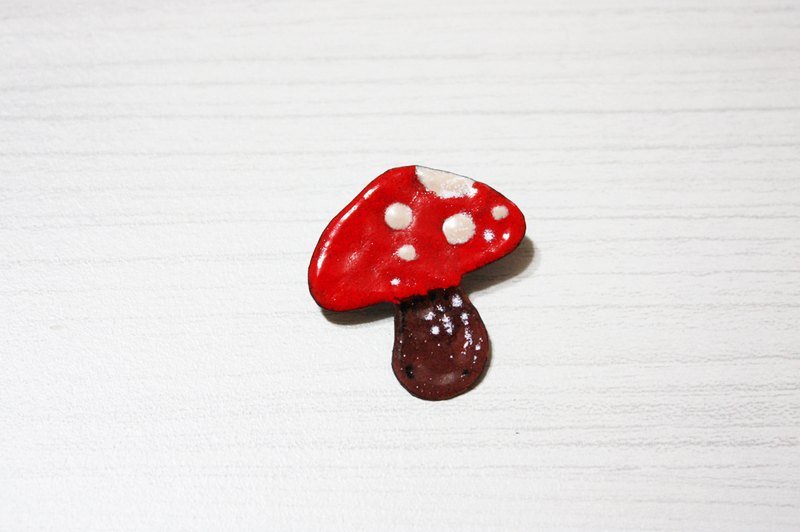 紅香菇琺瑯別針 - 胸針 - 琺瑯 紅色