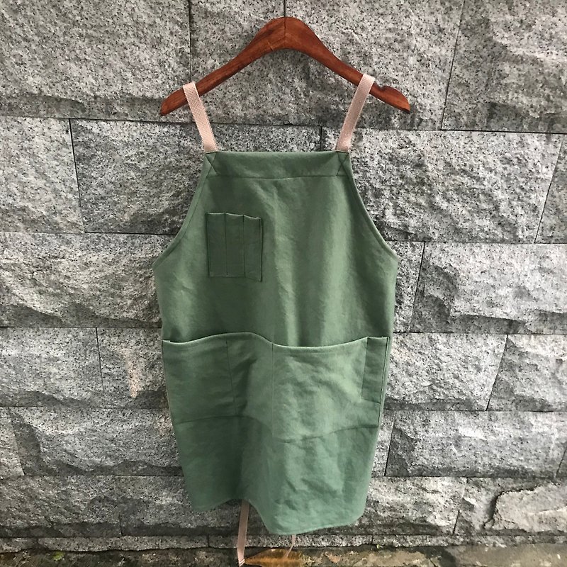 Sienna Staff Workwear. Apron - ผ้ากันเปื้อน - ผ้าฝ้าย/ผ้าลินิน สีเขียว