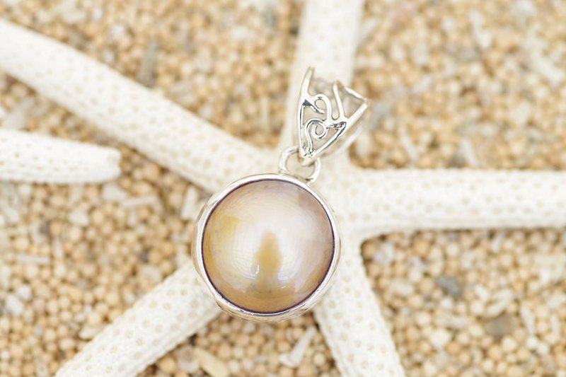 Mabe pearl pendant <Brown> - Necklaces - Gemstone Brown