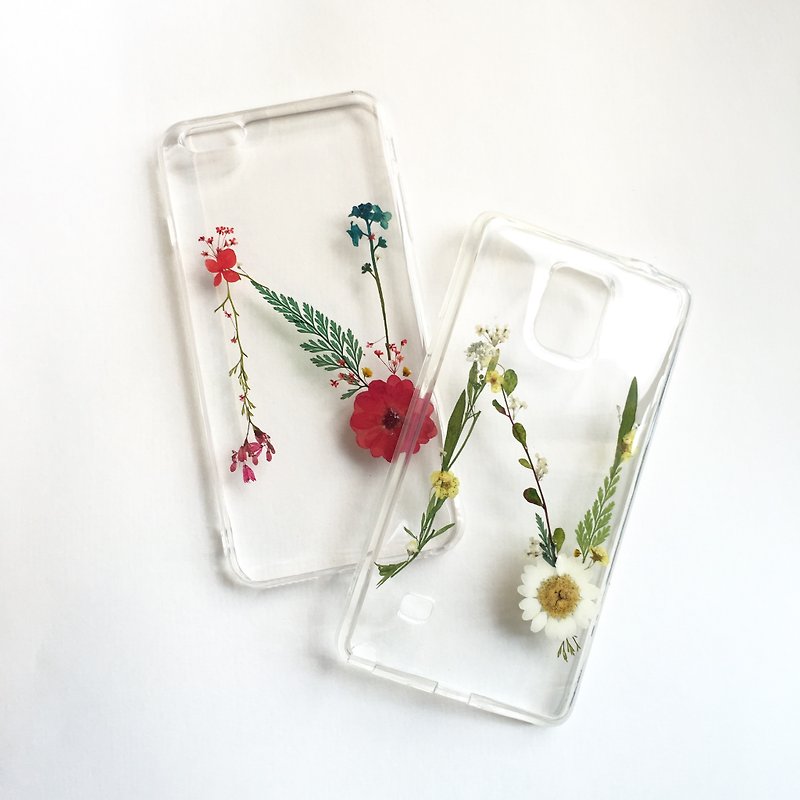 N for Nancy - initial pressed flower phone case - Other - Plastic Multicolor