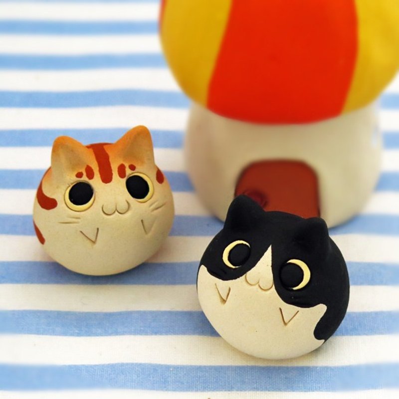 Cat figurines of Ceramics "The small cat balls" Animal sculpture type 1 猫置物　NEW! - 擺飾/家飾品 - 其他材質 橘色