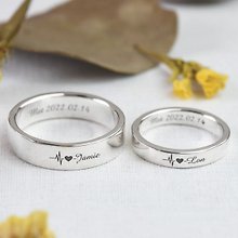 custom engraved couple rings