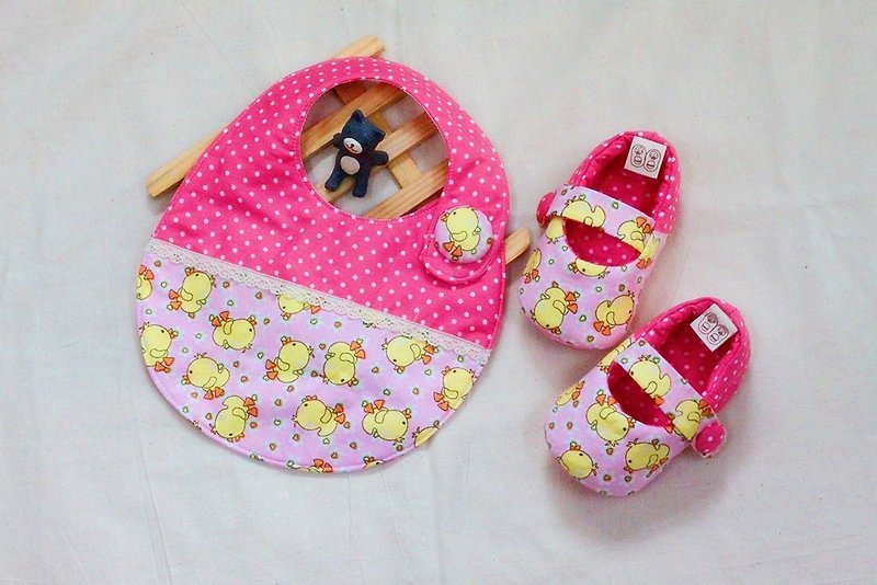 I am a duckling quack quack shoes + a full moon gift. - Baby Gift Sets - Cotton & Hemp 