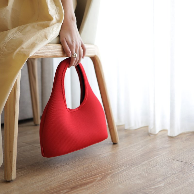 Shanghai Shanghai bag handbag shoulder bag [3 colors] - กระเป๋าแมสเซนเจอร์ - วัสดุกันนำ้ สีแดง