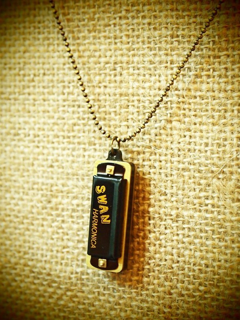 Vintage mini harmonica long necklace Mini harmonica black (fine bead chain) - Long Necklaces - Other Materials Black