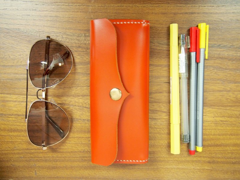 Hand-stitched leather pencil personality (orange brown) Pencil glasses bag debris bag handmade leather - กล่องดินสอ/ถุงดินสอ - หนังแท้ สีส้ม