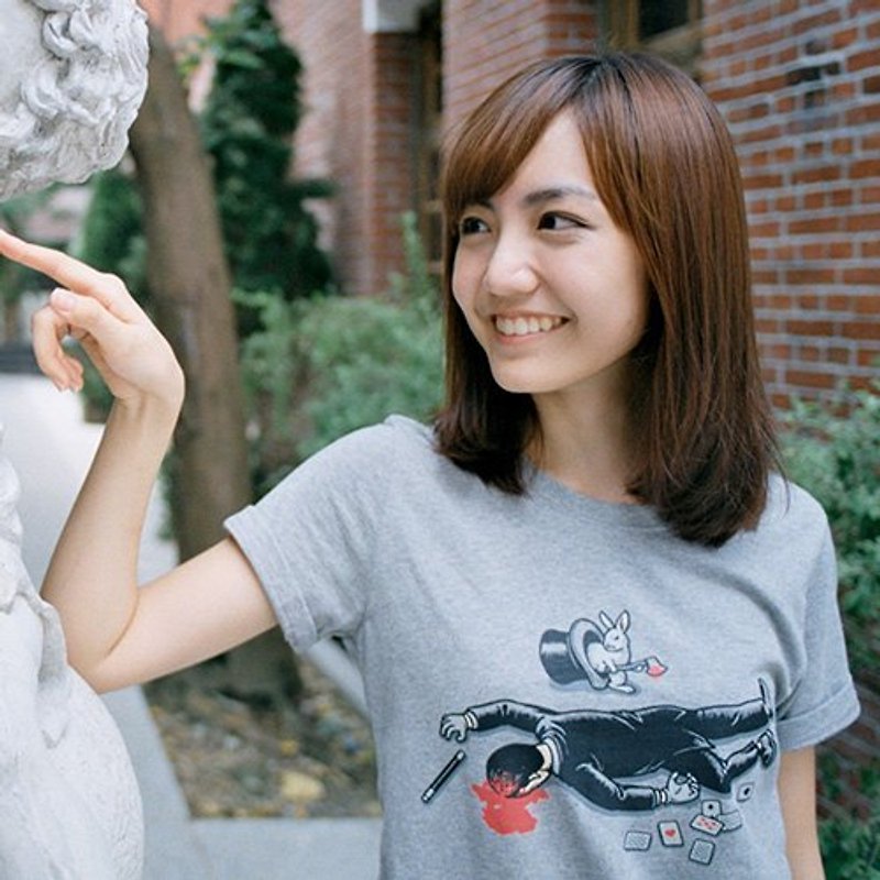 [ViewFinder T 恤] - Magic corpse - female models (only female S) - Women's T-Shirts - Cotton & Hemp Gray