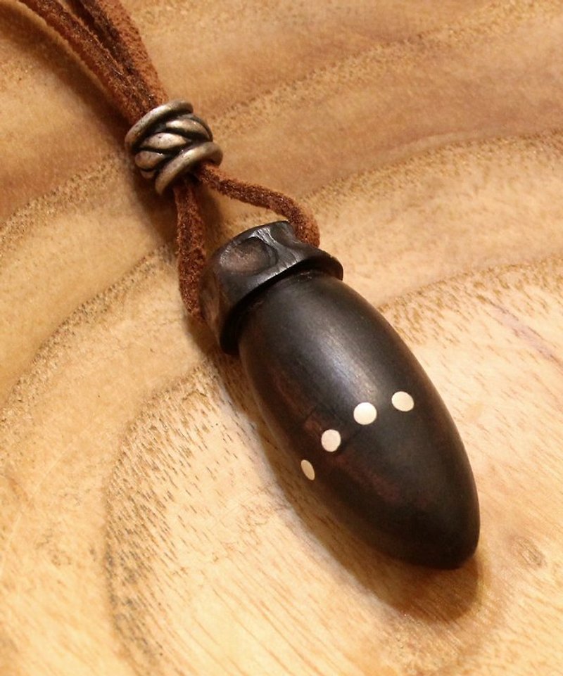 銀彈木製項鏈 - 項鍊 - 木頭 黑色