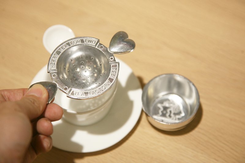 DULTON 愛心泡茶器 - 茶壺/茶杯/茶具 - 其他金屬 銀色