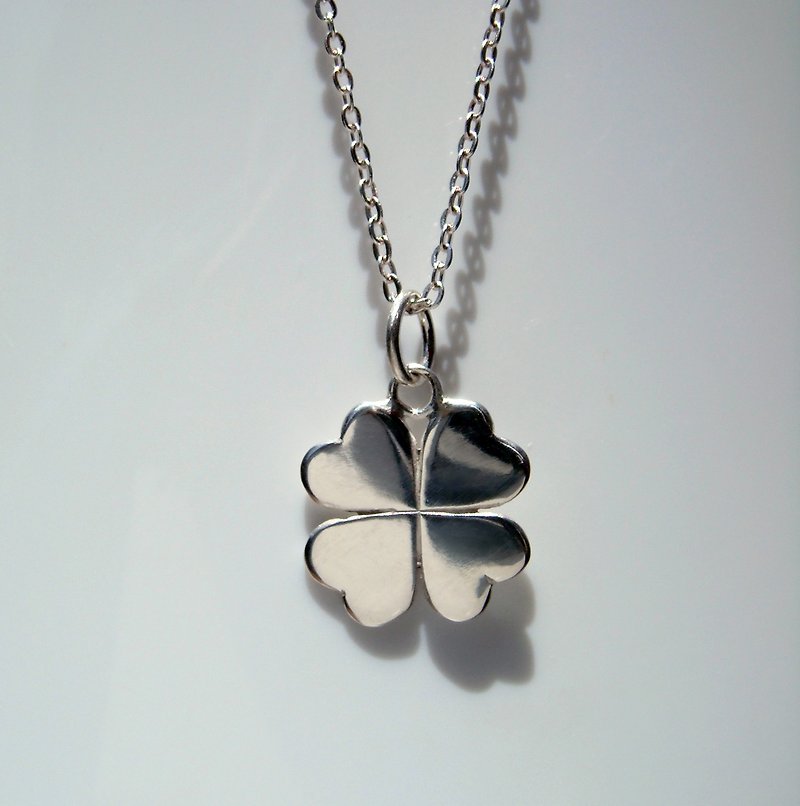 Sketch series. Lucky small four-leaf clover - Necklaces - Silver Green