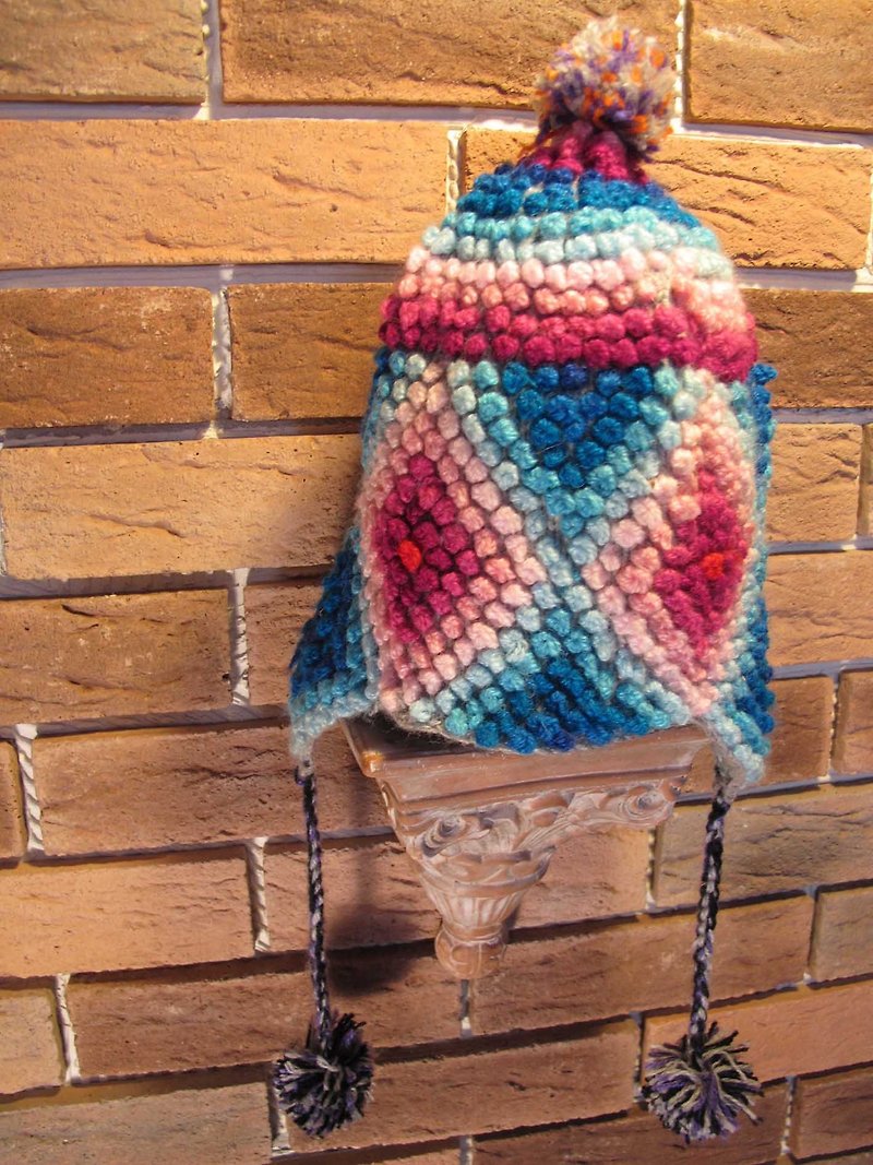Geometric color gradient three-dimensional knitted wool hat-gray - หมวก - วัสดุอื่นๆ สีเทา
