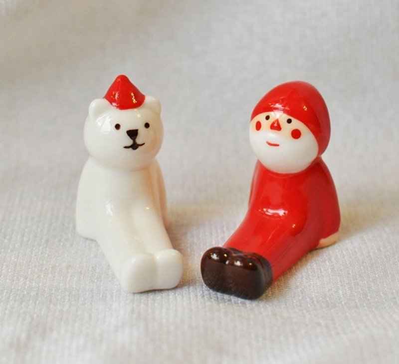 【Decole聖誕限量款】與情人的聖誕晚餐：聖誕老公公與白熊的聖誕筷架 (2款1組) - 置物 - その他の素材 レッド