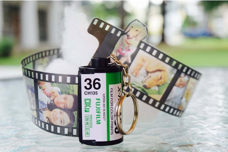 Roll up your memories and give you a cut and slice front page customized negative key ring/gift - Keychains - Other Metals Multicolor