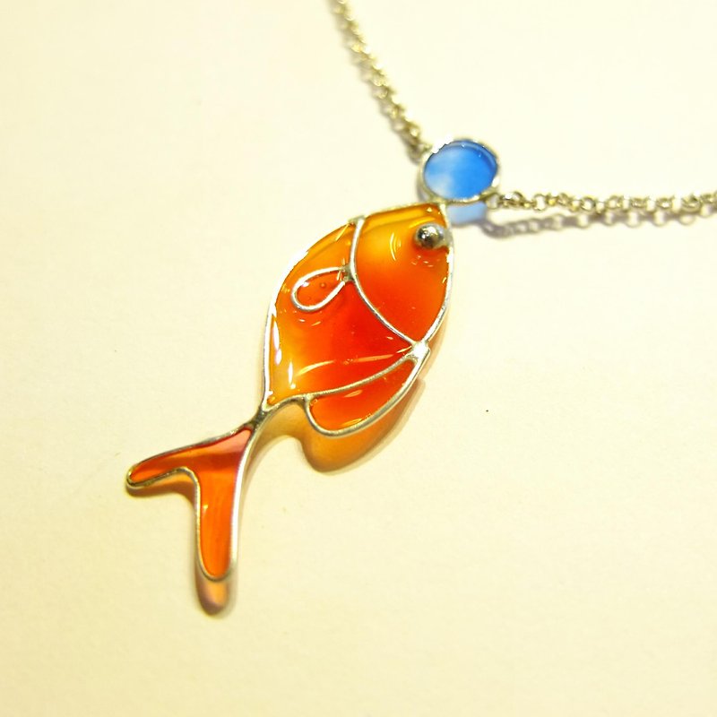 Colorful bubble fish necklace - สร้อยคอ - โลหะ สีส้ม