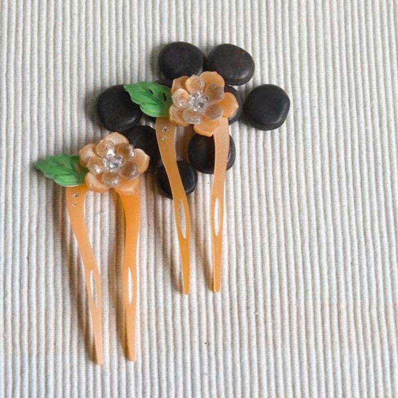 【MITHX】Colored flower, U-shaped hairpin, hairpin, hairpin-coffee - Hair Accessories - Acrylic Brown