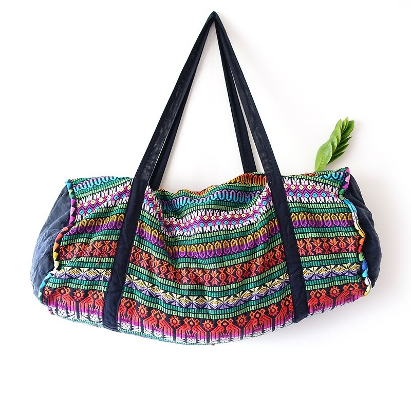 BajuTua / appearing on national wind / South America ancient totem wandering oversized cloth bag - Messenger Bags & Sling Bags - Cotton & Hemp Multicolor