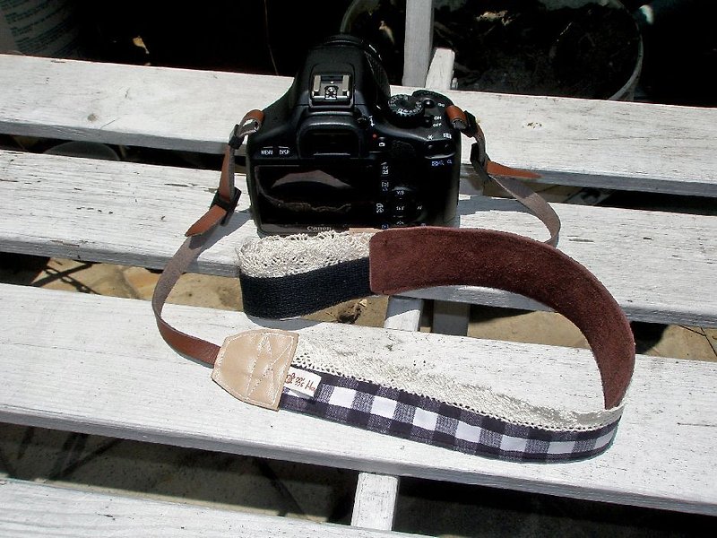 Hand-made monocular. Class monocular decompression camera strap. Camera strap---Lace black lattice Christmas exchange gifts - Camera Straps & Stands - Genuine Leather Black