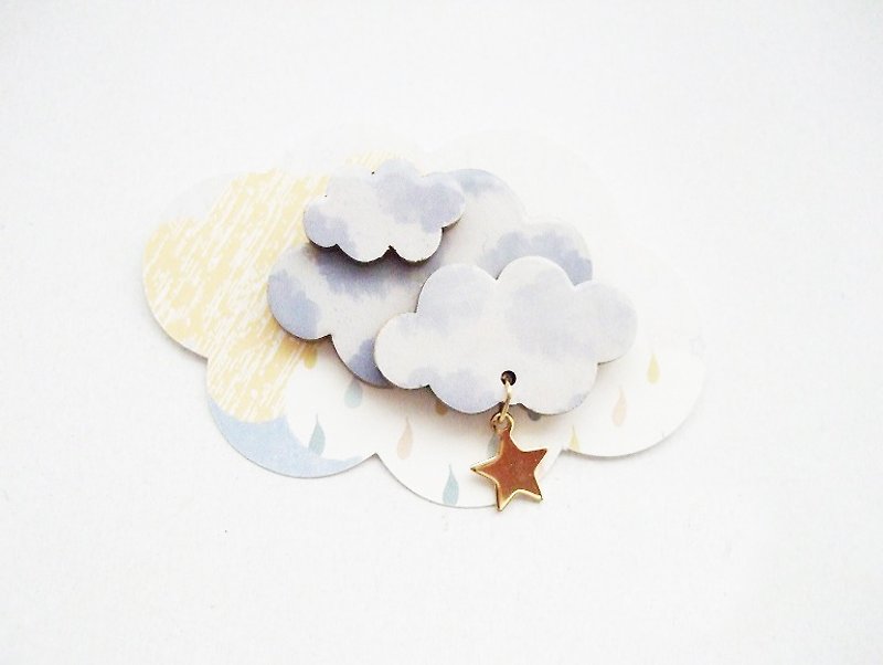 Liniere magazine ☆ cloud clouds brooch pin BL / wooden cloud brooch - Brooches - Wood Blue