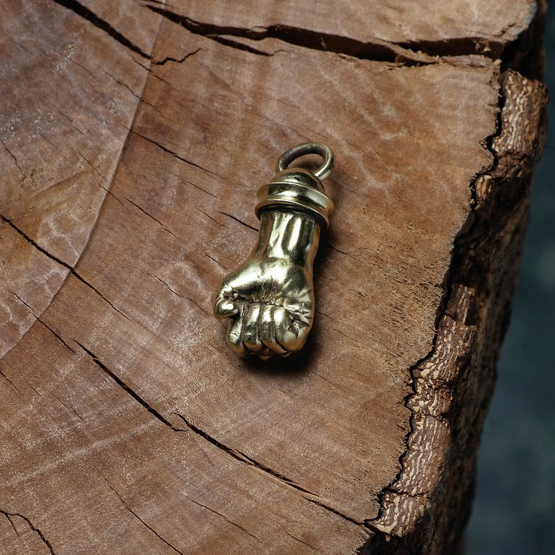 Fall break Bronze hand-made pendant - สร้อยคอ - โลหะ สีทอง