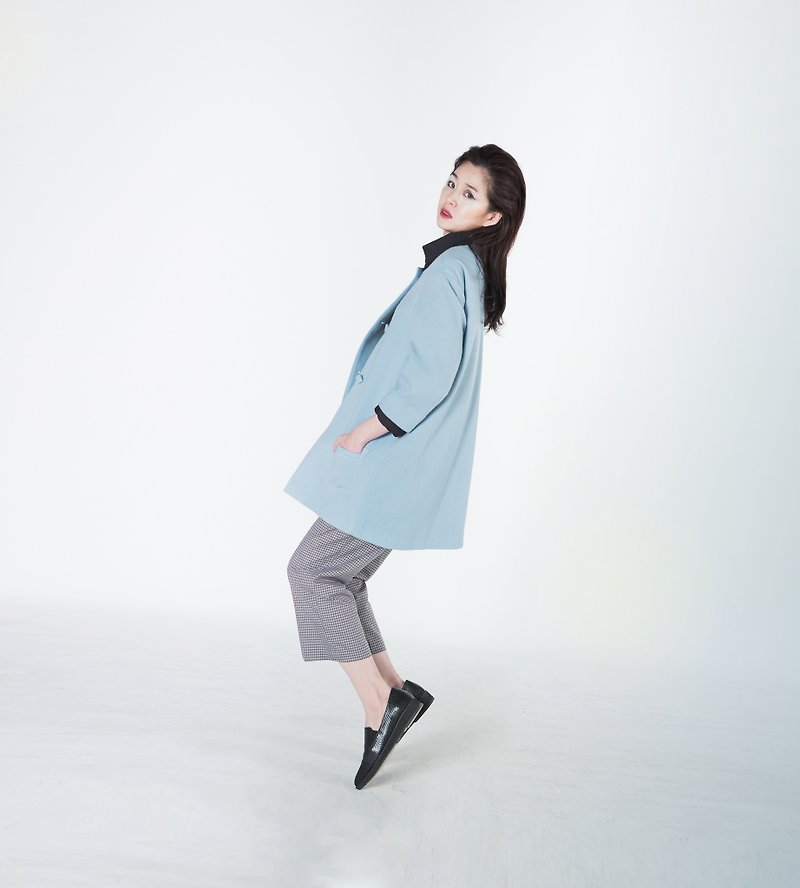 Zita寬版傘狀毛大衣 - 女大衣/外套 - 其他材質 藍色