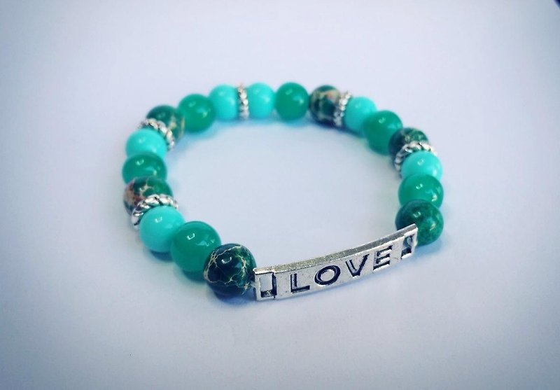 LOVE綠色 - 手鍊/手環 - 其他材質 綠色