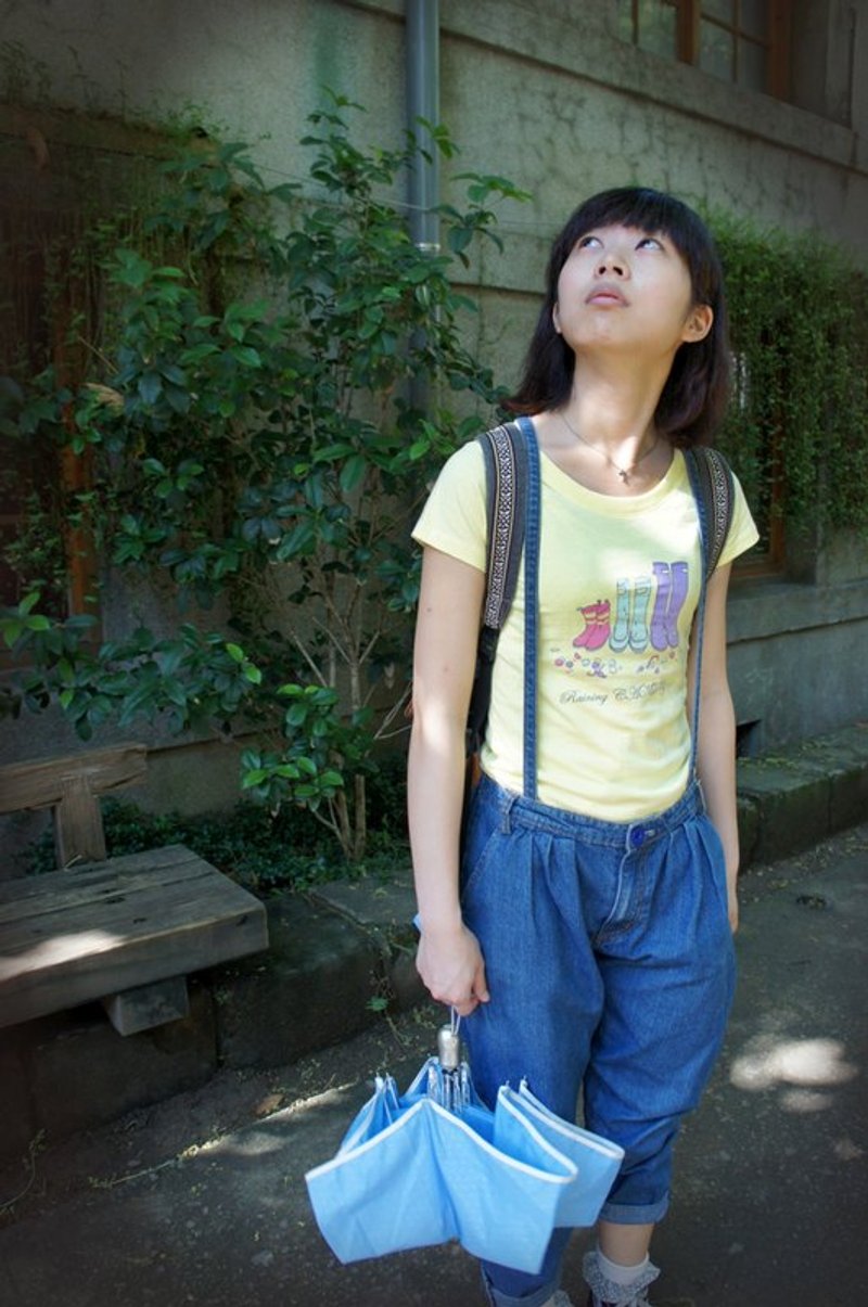 糖果雨鞋 T-shirt - 女 T 恤 - 棉．麻 白色