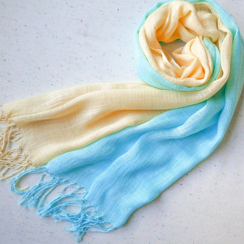 Light on the sea | Tie dye scarf shawl cotton - ผ้าพันคอถัก - ผ้าฝ้าย/ผ้าลินิน สีน้ำเงิน