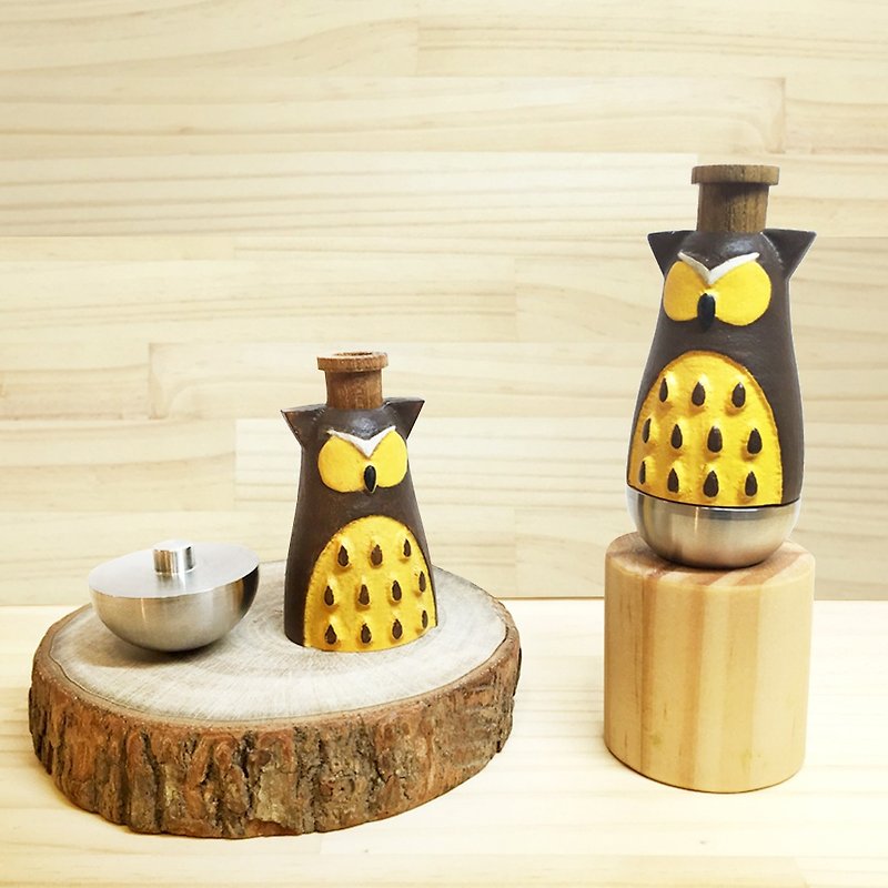 Wen Sen Di – 3D Engraved Orchid Island Horned Owl Kazoo KAZOO Doll - Guitars & Music Instruments - Wood Brown
