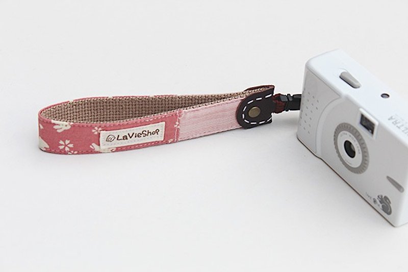日系櫻花兔子剪影(桃粉) 25mm手工相機背帶/手腕帶 小相機/底片機 - 相機/拍立得 - 棉．麻 粉紅色