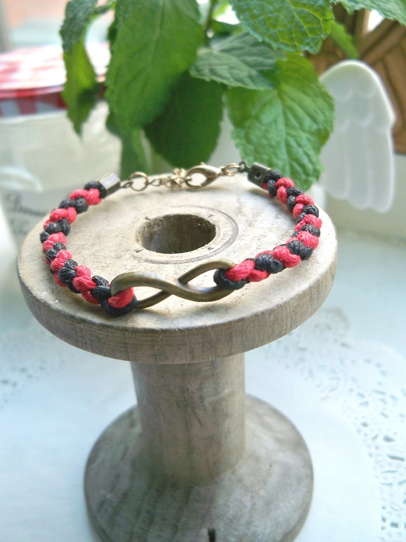 Unlimited woven bracelet - (red + black) - สร้อยข้อมือ - วัสดุอื่นๆ หลากหลายสี