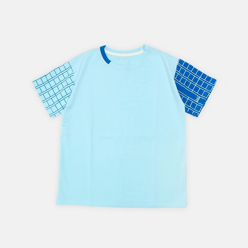 【HEYSUN】絹印學校系列/稿紙寫字練習簿不對襯拼接T恤-天藍色 - 女 T 恤 - 其他材質 藍色
