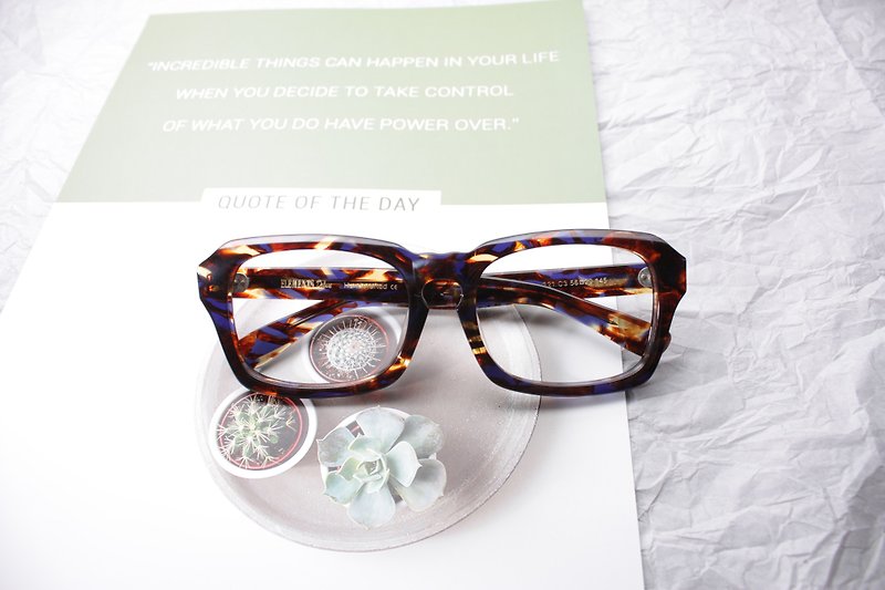 (無庫存)Tortoise Rectangle Thick eyeglasses frame eyewear Handmade in Japan - Glasses & Frames - Other Materials Brown