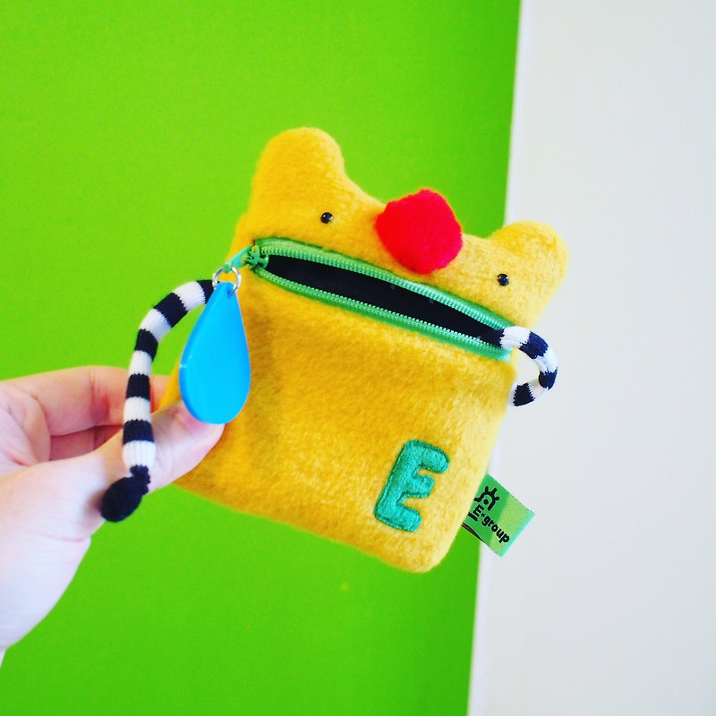 E*group saliva coin purse with hand red nose bear gray blue and yellow exchange gift for Christmas - กระเป๋าใส่เหรียญ - วัสดุอื่นๆ สีเหลือง