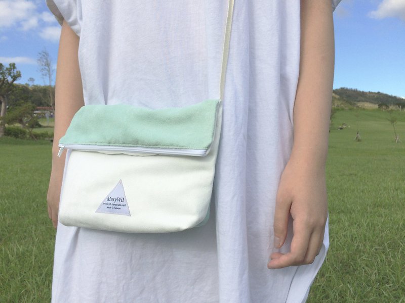 MaryWil Colorful Shoulder Bag-urquoise Blue/White - กระเป๋าแมสเซนเจอร์ - วัสดุอื่นๆ ขาว