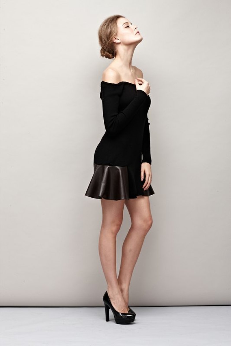 露肩螺紋異材質拼接洋裝 Off-The-Shoulder Rib Sweater Dress - 連身裙 - 其他材質 黑色