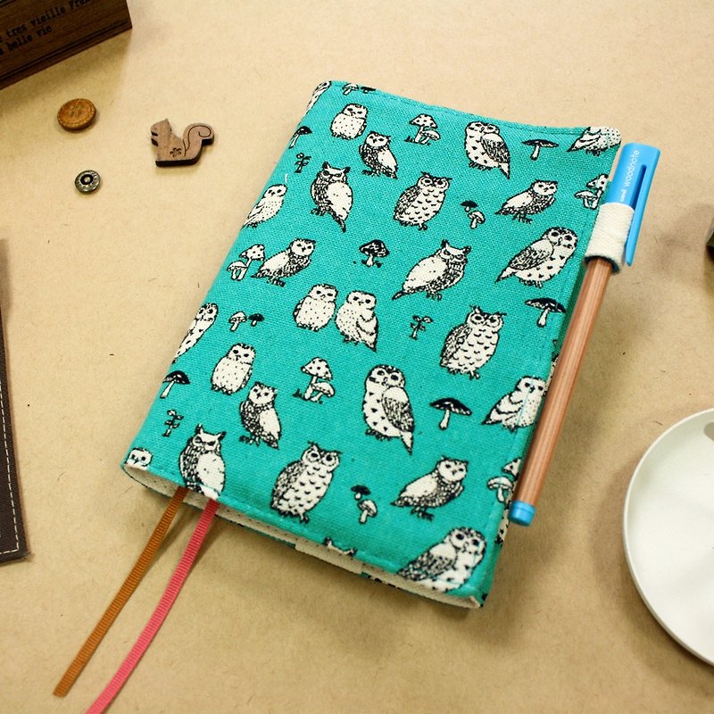 A6 / 50K hand-adjustable cotton cloth clothing - Lake Owl (blue) - Book Covers - Other Materials Blue